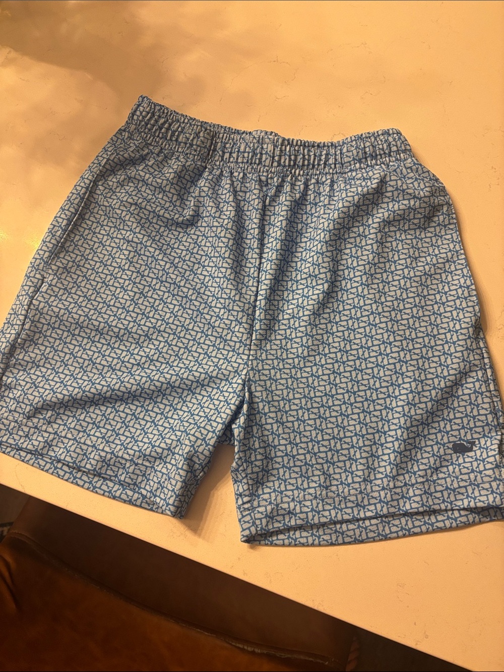 Vineyard  Vines boys lacrosse shorts